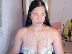 Amateur Free Porn Cam of hellen_pretty