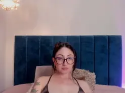 Amateur Live Sex Cam of EmilyWatson