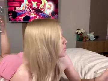 Bongacams Private Sex Chat of moonavelle