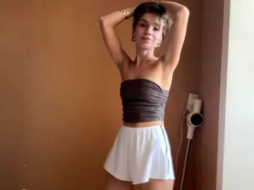 Bongacams Nude Webcam of BlondellFriot