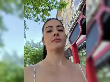 Bongacams Best live sex cam show of CrazyPussy07