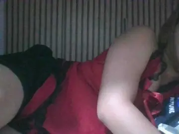 Bongacams Adult Webcam of LUCKY17-1