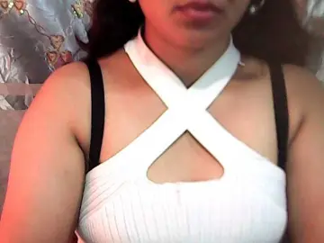 Bongacams Watch Live Sex Cams of Julia-skye