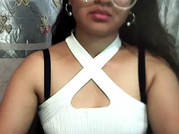 Bongacams Live Porn of Julia-skye