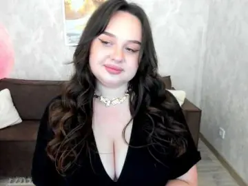 Bongacams Free Porn Cam of MaddyCroft