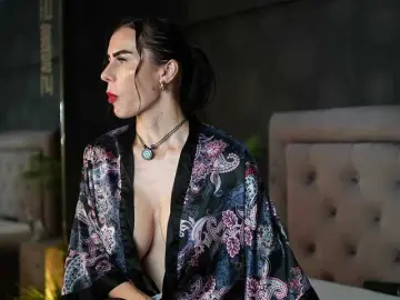 Bongacams Free Live Porn of CelineHeaven