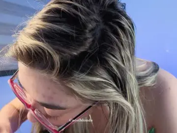 Bongacams Watch Live Sex Cams of Charlotte-glasses