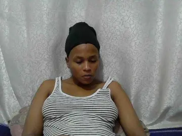 Bongacams Sex Cam of Caroldoly