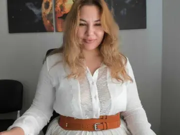 Bongacams Adult Video Chat of AvaQueen