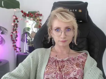 Bongacams Sex Cam of CinderellaMoon