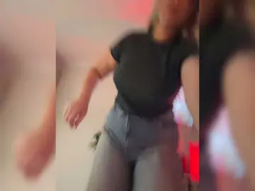 Bongacams Sex Cam of Kotofeyka1