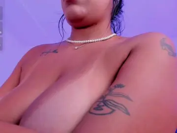 Bongacams Live Sex Cam of SarahYates