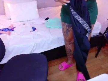 Bongacams Watch Live Sex Cams of fat-naughtyass