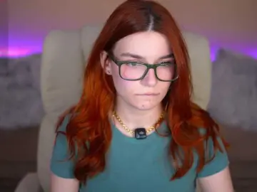 Bongacams Live Sex of RedShinee