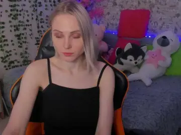 Bongacams Private Sex Chat of GinaGinaLove