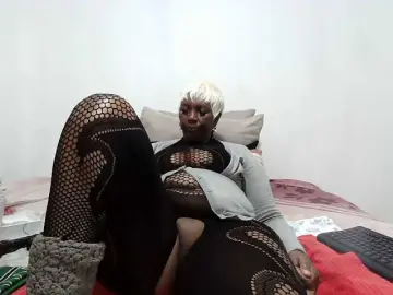 Bongacams Free Live Porn of CreamyBum