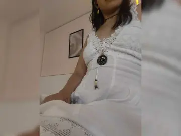 Bongacams Watch Live Sex Cams of AmyJoness1