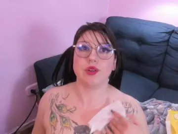 Bongacams Adult Video Chat of cinamoon