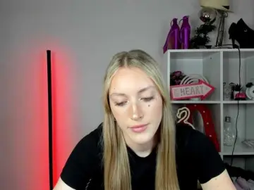 Bongacams Live Porn of EvelynBlond