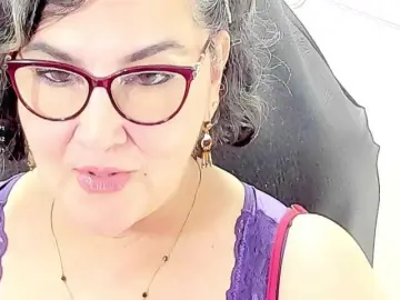 Bongacams Live Sex Cam of cataleya-mom