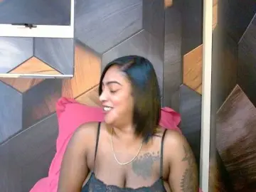 Bongacams Watch Live Sex Cams of IndianShine