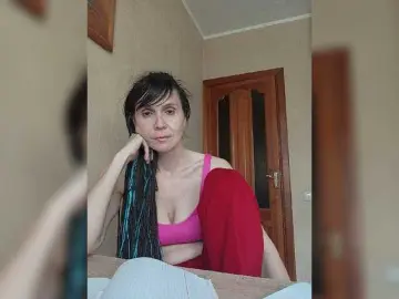 Bongacams Adult Webcam of Hellenalonenochka
