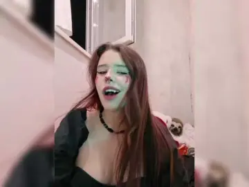 Bongacams Live Porn of MommyAxFox