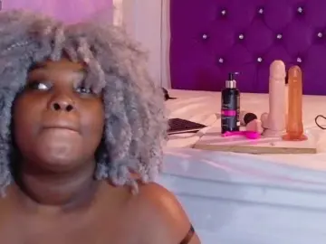 Bongacams Live Sex Cam of ebony-NeighborMoans