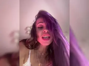 Bongacams Watch Live Sex Cams of VIP17CoupleDream
