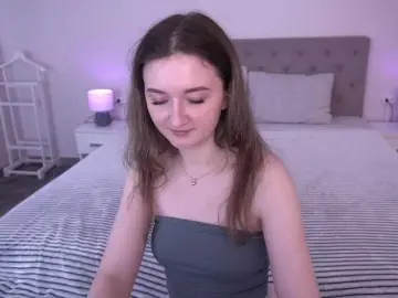 Bongacams Adult Video Chat of CyrenaLuxe