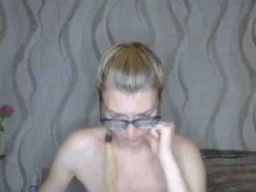Bongacams Private Sex Chat of Kitty-Love27
