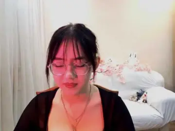 Bongacams Sex Cam of MyrleHenggeler