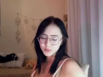Bongacams Free Porn Cam of MyrleHenggeler