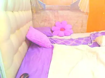 Bongacams Sex Cam of HOTLILLIE