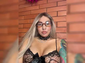 Bongacams Private Sex Chat of CosmoV1be