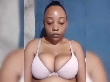 Bongacams Adult Webcam of Hennesy-Camila