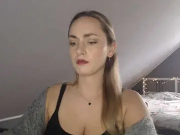 Bongacams Private Sex Chat of ScarlettXQueen