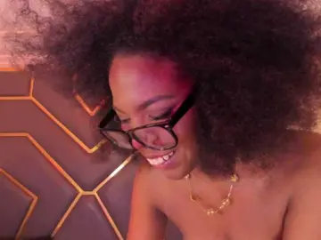 Bongacams Adult Video Chat of AmiraJones