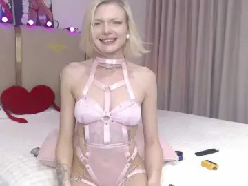 Bongacams Free Porn Cam of Icerebel