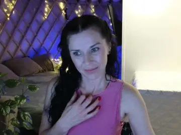 Bongacams Watch Live Sex Cams of LinaaJoy