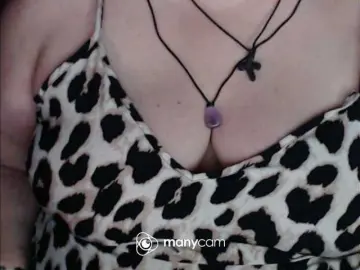 Bongacams Watch Live Sex Cams of mayalove4u