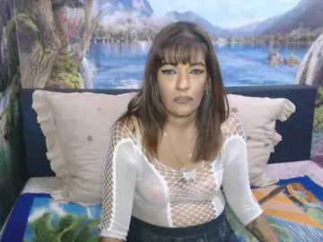 Bongacams Watch Live Sex Cams of indianaqua