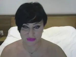 Cam4 Live Sex of kleo37