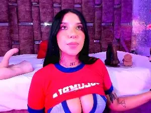 Cam4 Live Porn of LeiaWong_