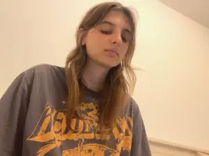 Cam4 Nude Webcam of BreanaHelmle