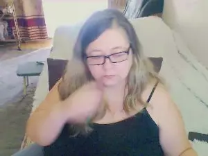 Cam4 Watch Live Sex Cams of tvikssweetco