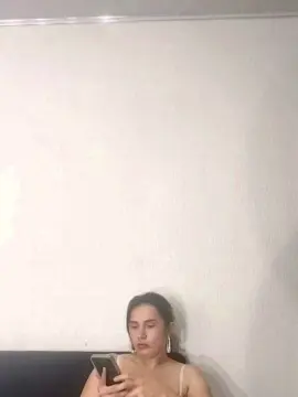 Cam4 Free Live Porn of vanesasexy_fun
