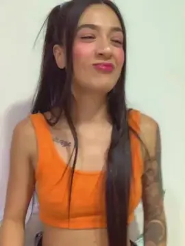 Cam4 Free Porn Cam of MiqueilaSweet