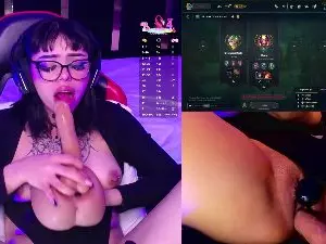 Cam4 Live Porn of Nyveth