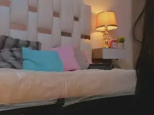 Cam4 Live Porn of Nauthy_Nahomi